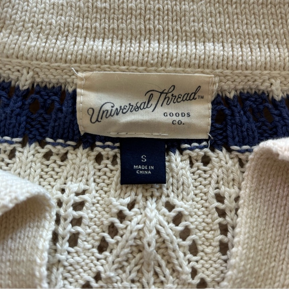Universal Thread Crochet Navy Cream‎ Collared Sweater Size Small - Picture 3 of 8